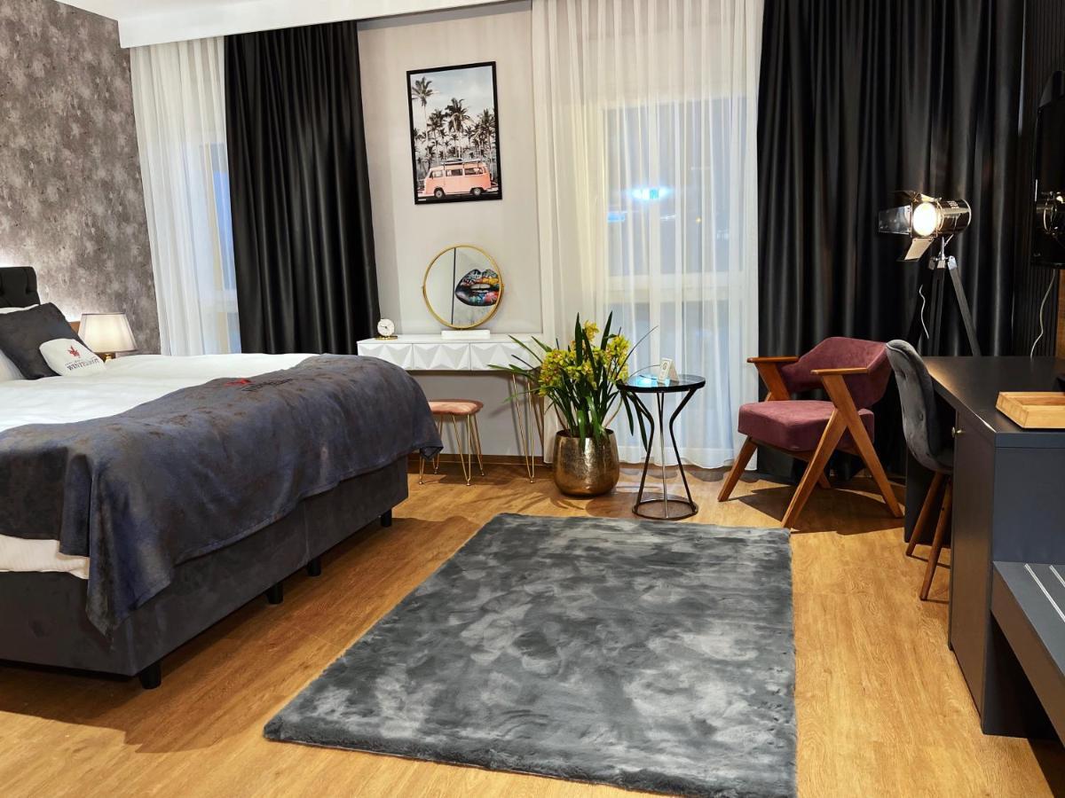 Junior Suite,1340236106:JPEG