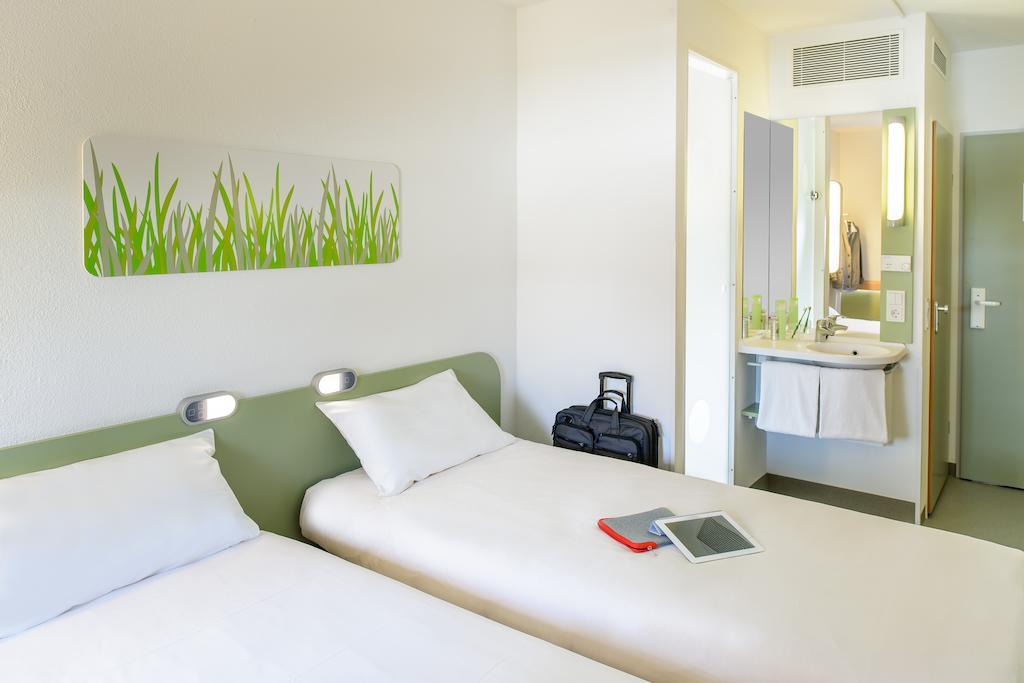 Standard Twin Room,1628667695:JPEG